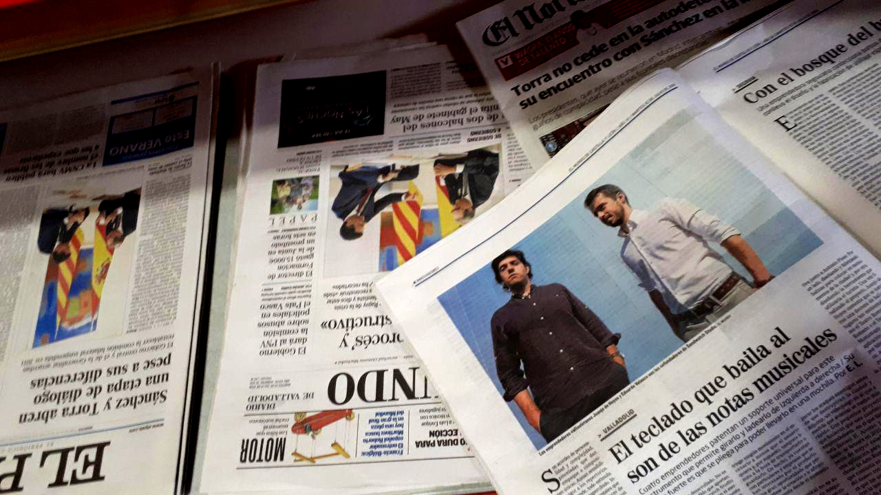 eLMUNDO_SANDWATCH COVER